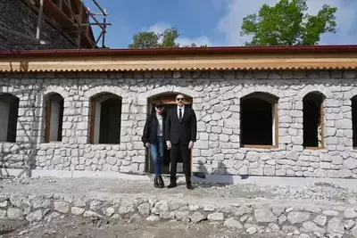 Ильхам и Мехрибан Алиевы посетили Физулинский район и Шушу